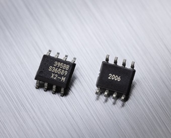 MLX90395 SOIC8 - Triaxis Micropower Magnetometer - Melexis