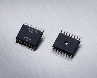 Triphibian™ absolute MEMS pressure sensor IC (SENT)