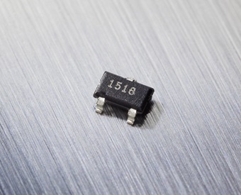 US1881 - Hall Latch High Sensitivity - Melexis
